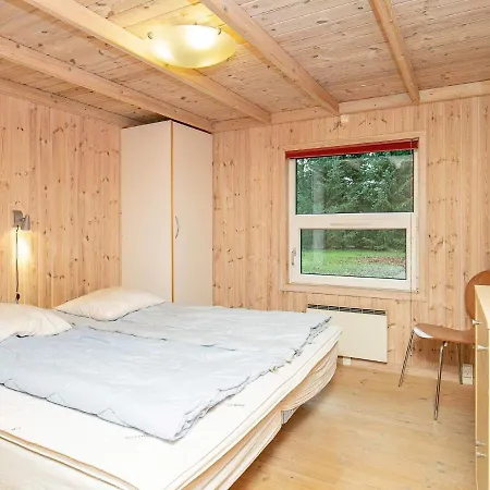 Three-bedroom Holiday In 3