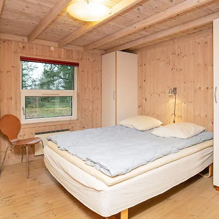 Three-bedroom Holiday In 3 بيت للعطل هالس