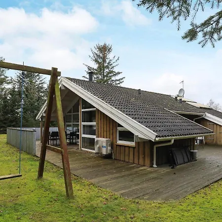 Three-bedroom Holiday In 3 *
